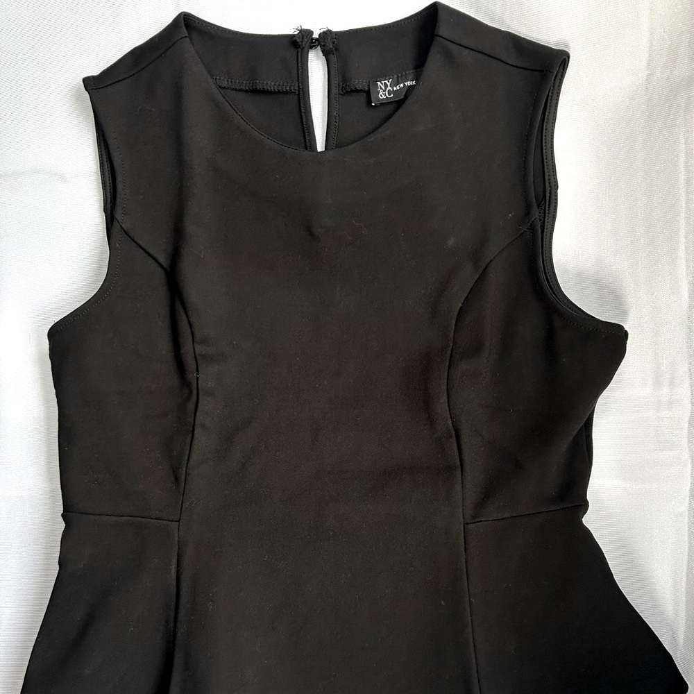 Black holiday top